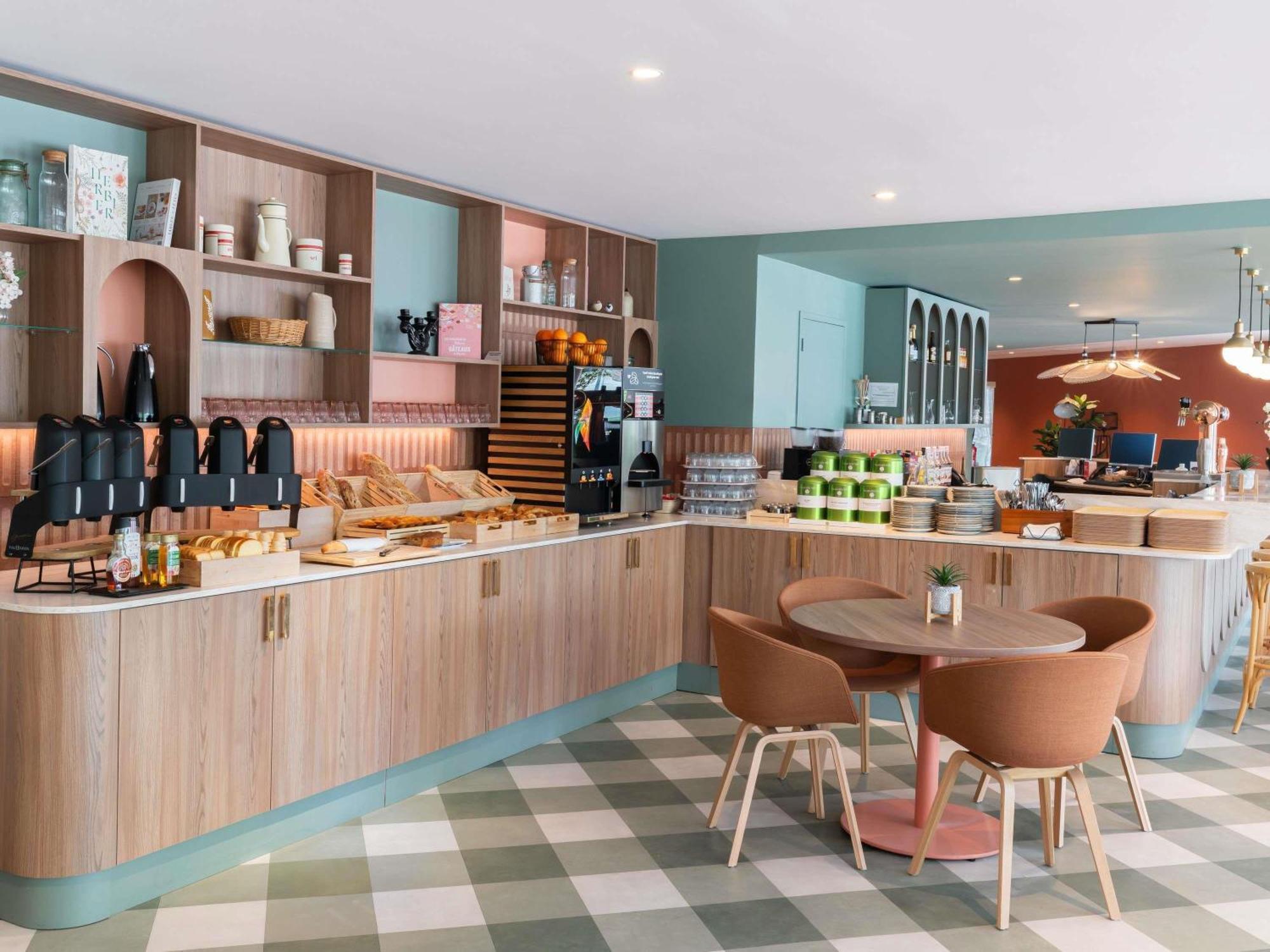 Ibis Marne La Vallee Val D'europe 3*