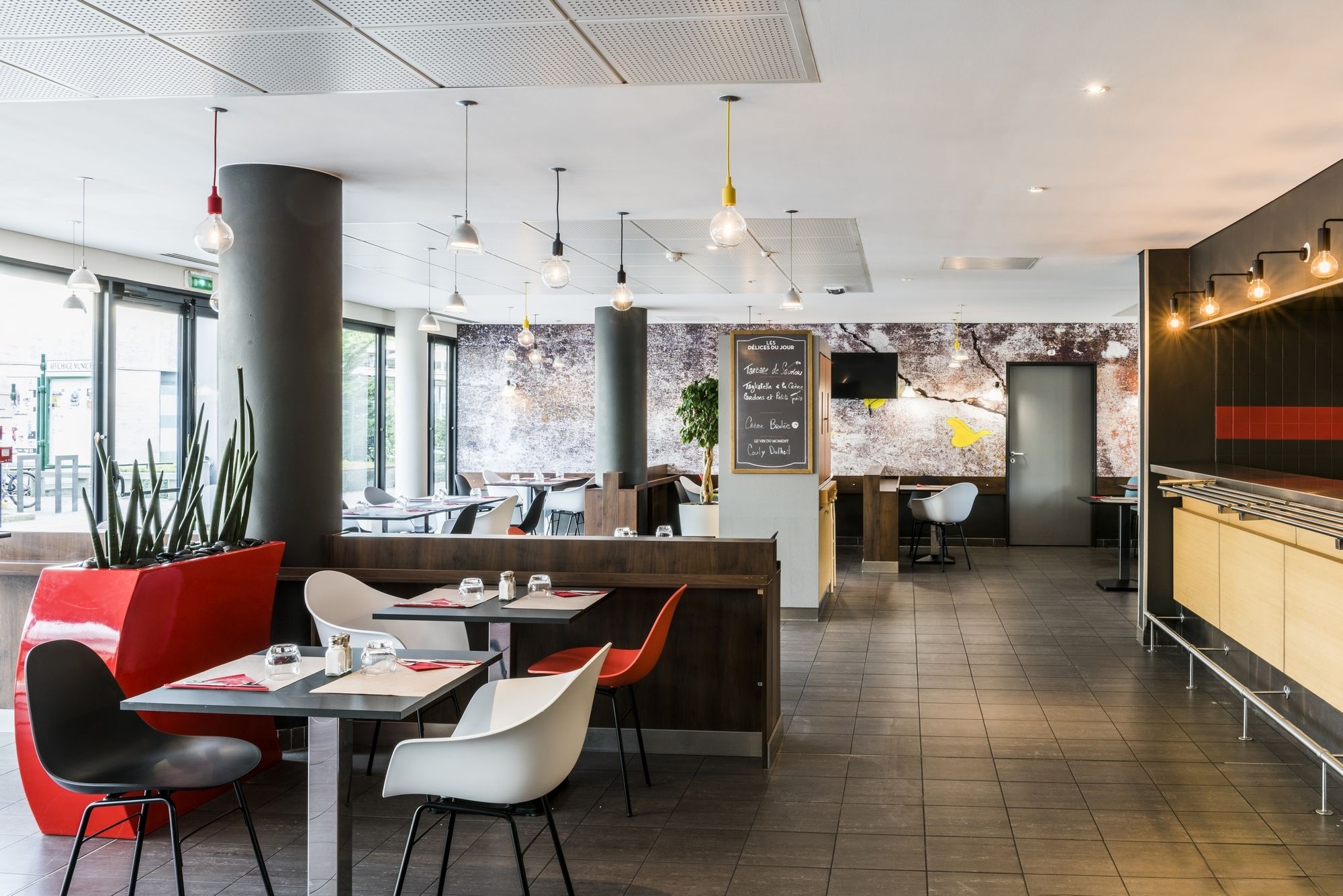 Ibis Marne La Vallée Val D'europe 3*